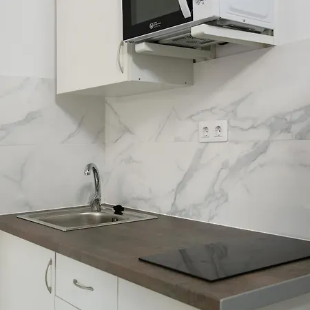 Apartament Estudio 62 *